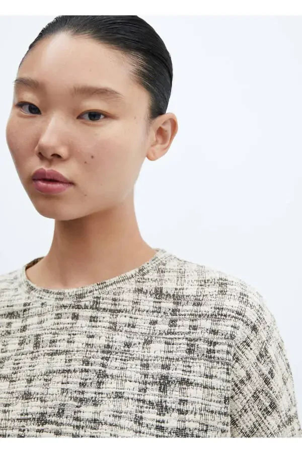 Round Neck Tweed Sweater - 6