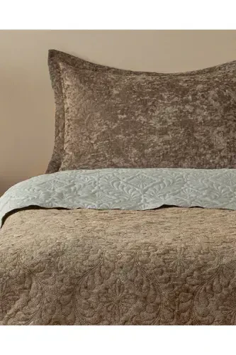 Royal Charm Velvet Double Bedspread Set Silver-Silver - ENGLISH HOME (1)