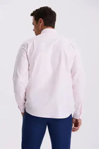 Розовая 100% хлопковая рубашка с отложным воротником и удобным кроем - 4