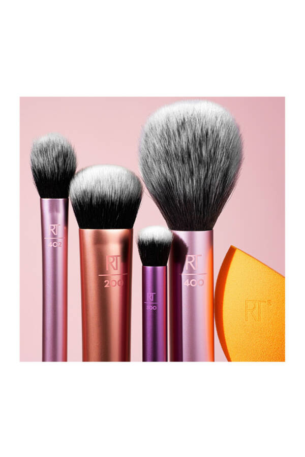 Rt-1786 Everyday Essentials Makeup Brush Set - 4