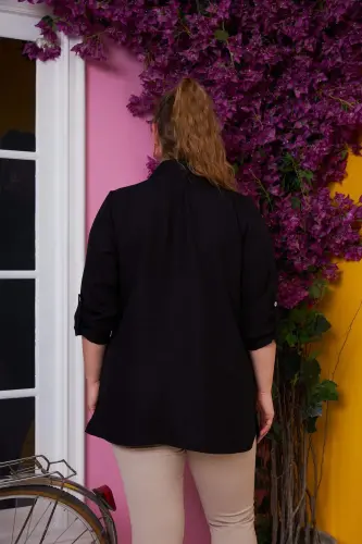 Рубашка черная большого размера с рукавами и деталями крючком - 4