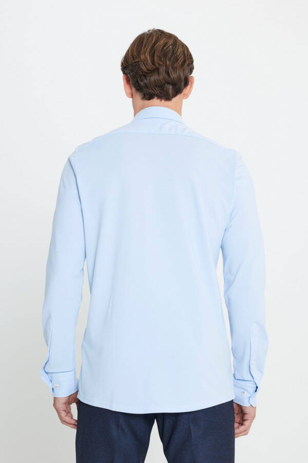 Рубашка приталенная хлопковая слим-фит с пуговицами на воротнике - 5