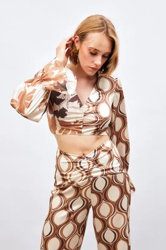 Ruched Detail Patterned Blouse - CAMEL - 6