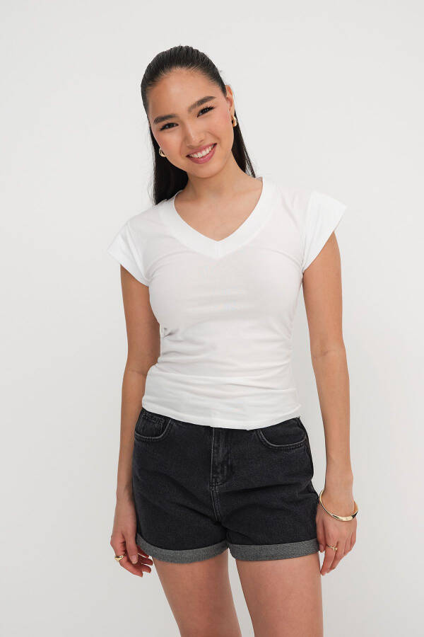 Ruched Sides V-Neck T-Shirt P1566-S1 - 5