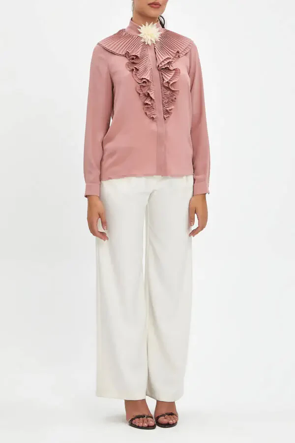 Ruffled Collar and Flower Brooch Buttoned Powder Shirt 40256 - 1