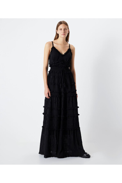 Ruffled maxi dress - 8