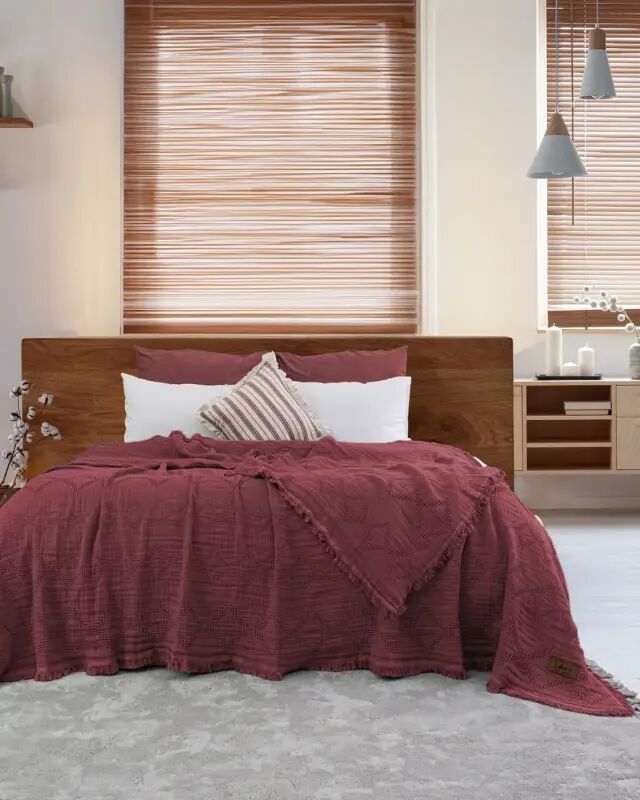 Şaheser Home Collection Müslin Yatak Örtüsü Çift Kişilik Oscar Rubby Kırmızı - NEVRESIMDUNYASI