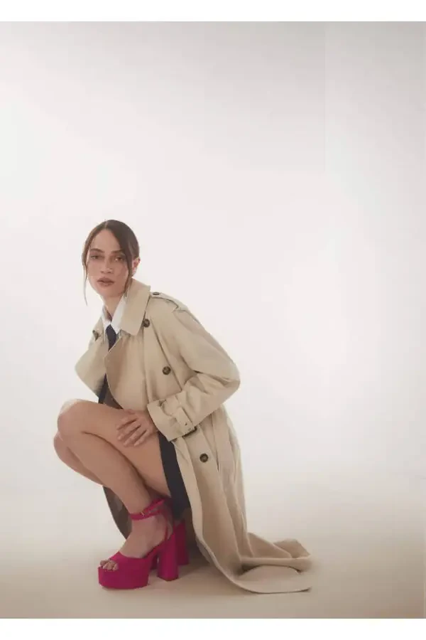 Сандалии на толстой подошве с ремешком на щиколотке - 2