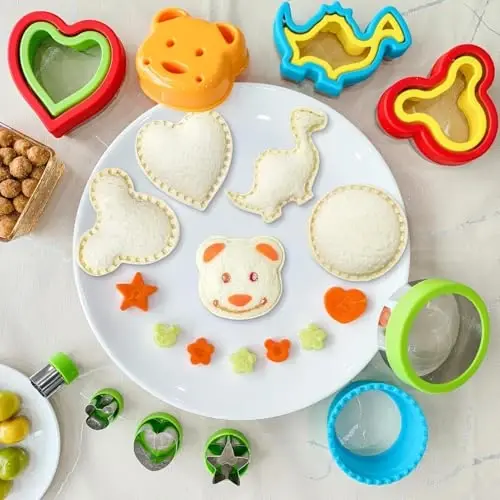 Sandwich Cutter and Sealer, Sandwich Cutter for Kids 5 PCS（BIG）, Decruster Sandwich Maker, Great for Lunchbox and Bento Box - Boys and Girls Kids - AKHMLEF (1)