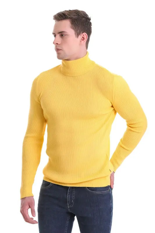 Sariq Slim Fit Qovurg'ali Baland Yoqali Junli Trikotaj Sviter - Sariq - 4