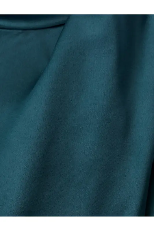 Saten Bluz Asimetrik Dik Yaka Drape Detaylı Uzun Kollu-Yeşil - 6