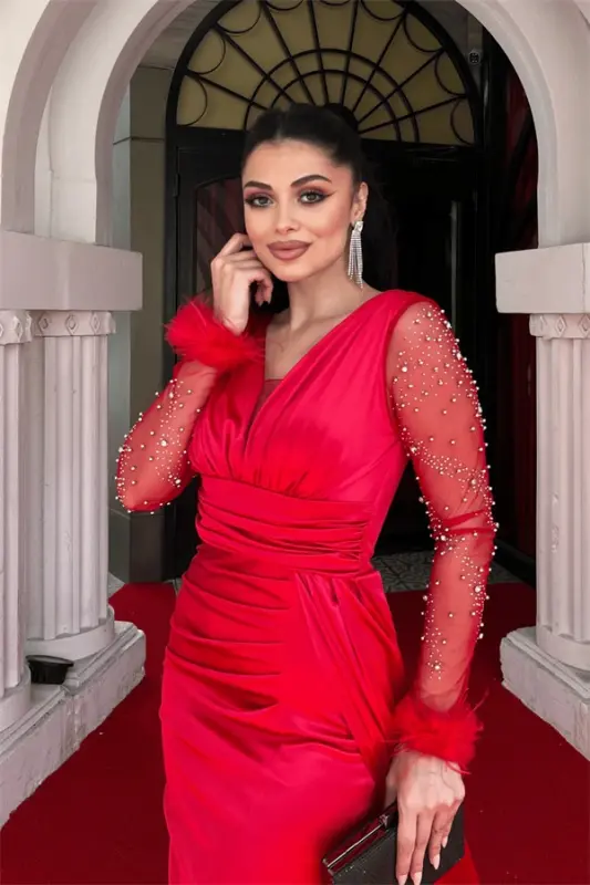 Saten mato bilan qoplangan, otirishli munchoq detallari bilan bezatilgan baliq ko'ylak - QIZIL - 4