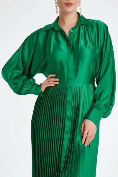 Satin Collared Pleated Midi Dress With Long Sleeves and Button Details In Green 37324 - Modazone (1)