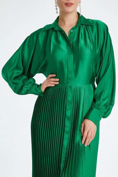 Satin Collared Pleated Midi Dress With Long Sleeves and Button Details In Green 37324 - SERPİL (1)