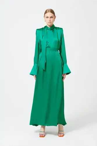 Satin Dress Cuff Sleeve - emerald green - NUUM DESIGN (1)