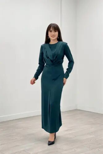 Satin Fabric Pleated Detailed Modest Evening Dress - EMERALD GREEN - 1