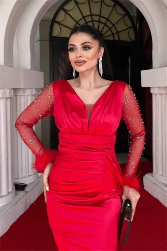 Satin Fabric Sleeves Ostrich Beaded Fish Dress - RED - 3