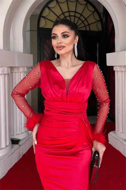 Satin Fabric Sleeves Ostrich Beaded Fish Dress - RED - 3