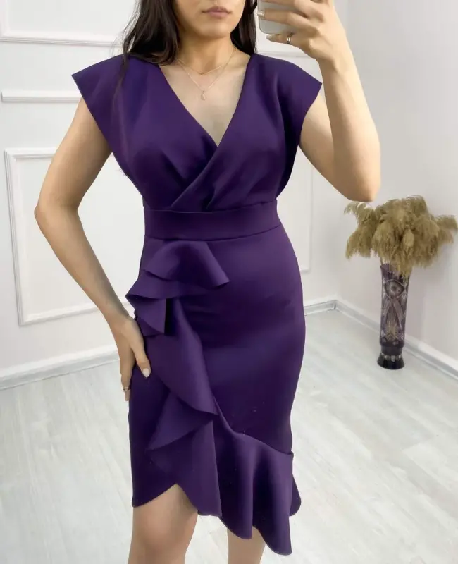 Scuba Fabric Ruffled Front Midi Dress - 10