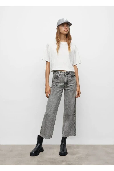 Seam-Free Cuffed Culotte Jean - 1