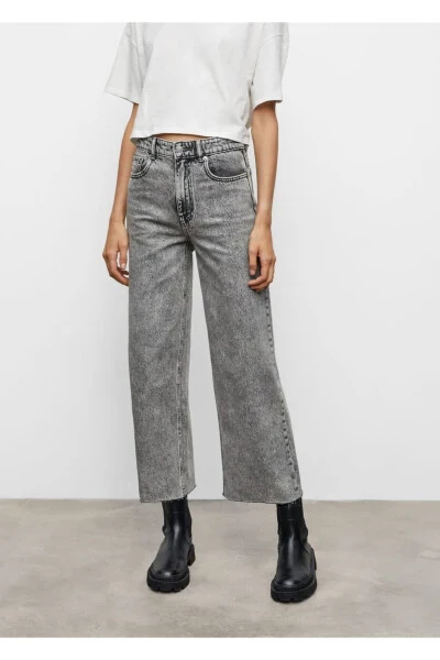 Seam-Free Cuffed Culotte Jean - 6