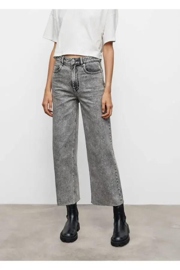 Seam-Free Cuffed Culotte Jean - 6
