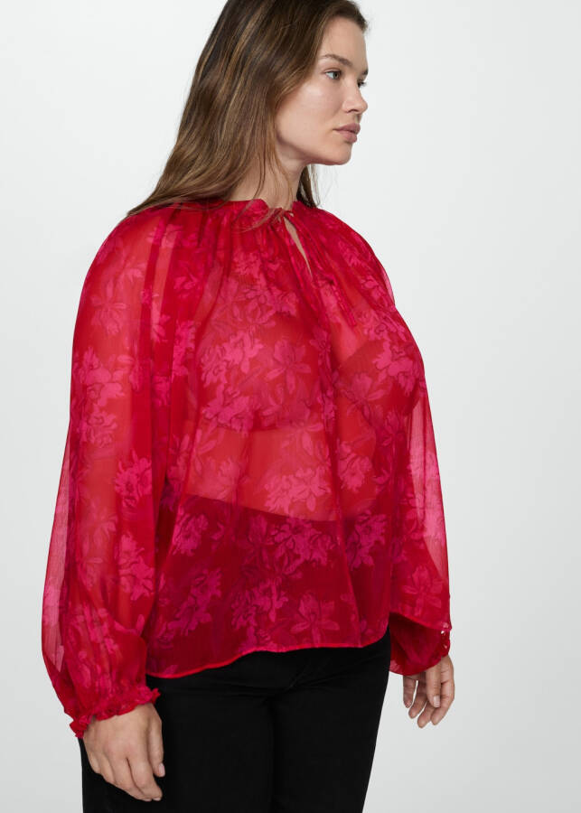 Semi-transparent floral blouse - Red - 2