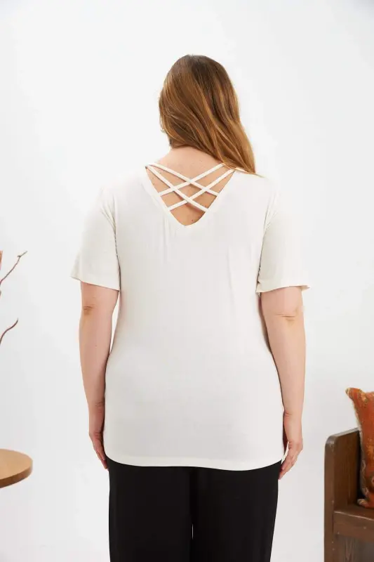 Sequin Four Color Blocked Plus Size T-Shirt Ecru - 4