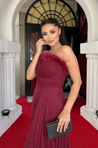 Sequined Tulle Fabric Feather Trim Pleated Evening Dress - BURGUNDY - 4