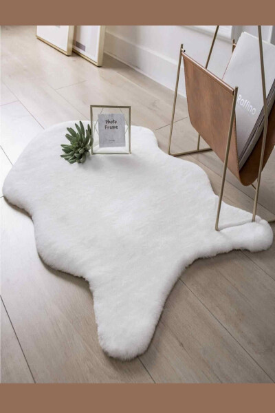 Seria Rug Faux Fur Rug Plush Fur Rug Non-Slip Base Machine Washable - 18