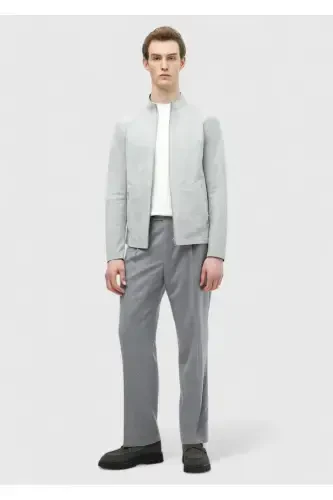 Серый кожаный плащ - 3