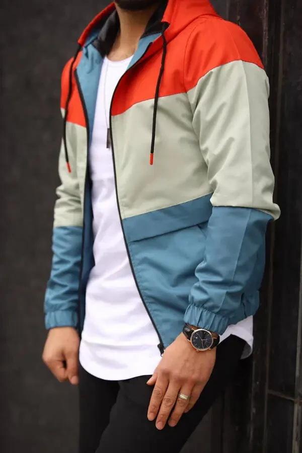 Shamol va suv o'tkazmaydigan suv o'tkazmaydigan palto - 1