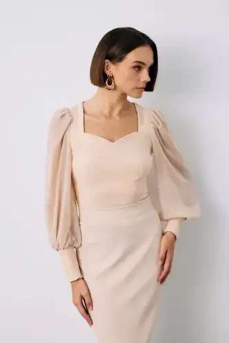 Shar shaklidagi yelkali qisqartirilgan bluzka - BEJ - SATEEN (1)