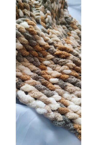 Sharf Puffy 100% qo'lda to'qilgan 200 * 22 sm. RANG 5926 - BODUR EMBROIDERY