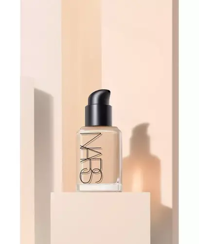 Sheer Glow Foundation, 1 oz.-Mont Blanc (L2 - Very light with neutral undertones) - 4