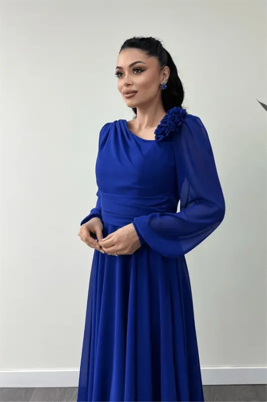 Shifon Gazlama Gul Tafsilotli Midi Bo'yli Ko'ylak - SAKS KO'K - 5