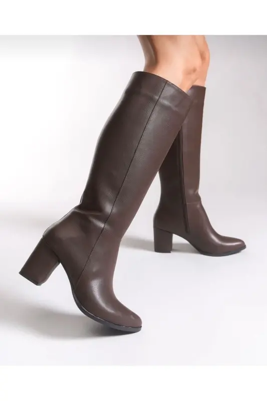 Shoes Kadın Acı Kahve 7cm Topuklu Deri Görünümlü Çizme Kahverengi-Kahverengi - 1
