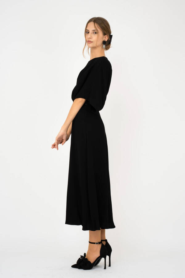 Short Batwing Sleeve Slit Dress - 3