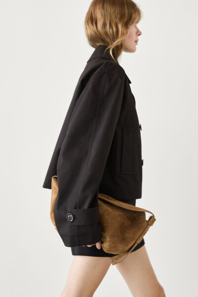 Short cotton trench coat with a layered collar. - 3