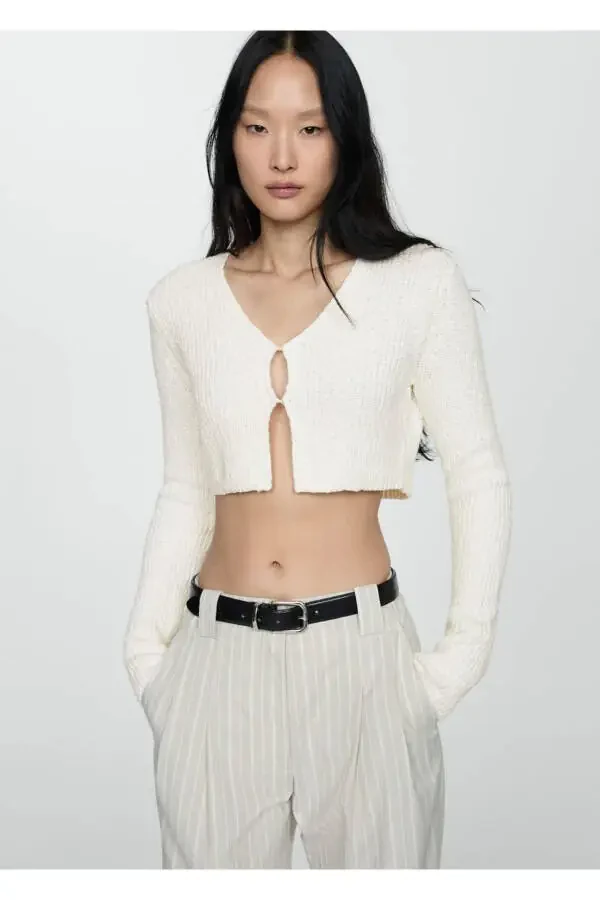 Short knitted cardigan - 1