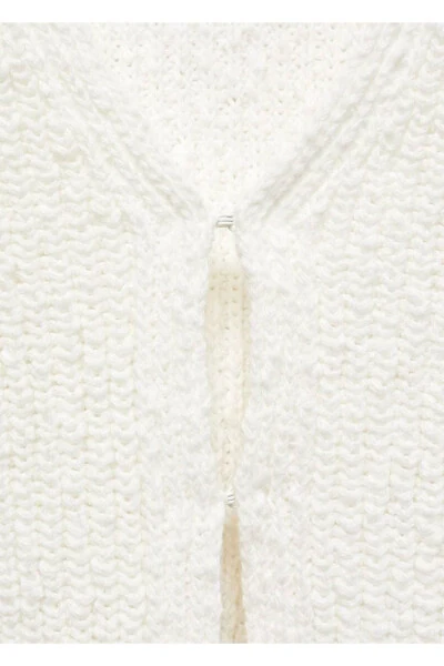 Short knitted cardigan - 6