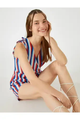 Short Romper With Binding Straps - 1