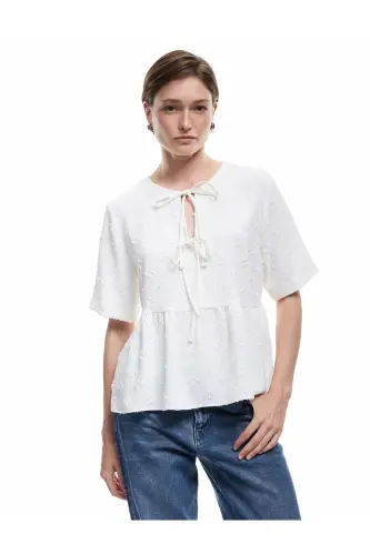 Short Sleeve Bow Detailed Textured Tie Front B - KOTON (1)