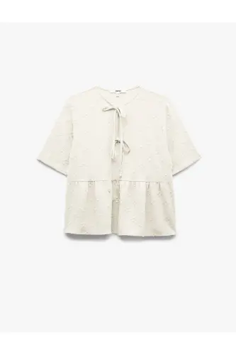 Short Sleeve Bow Detailed Textured Tie Front B - 3