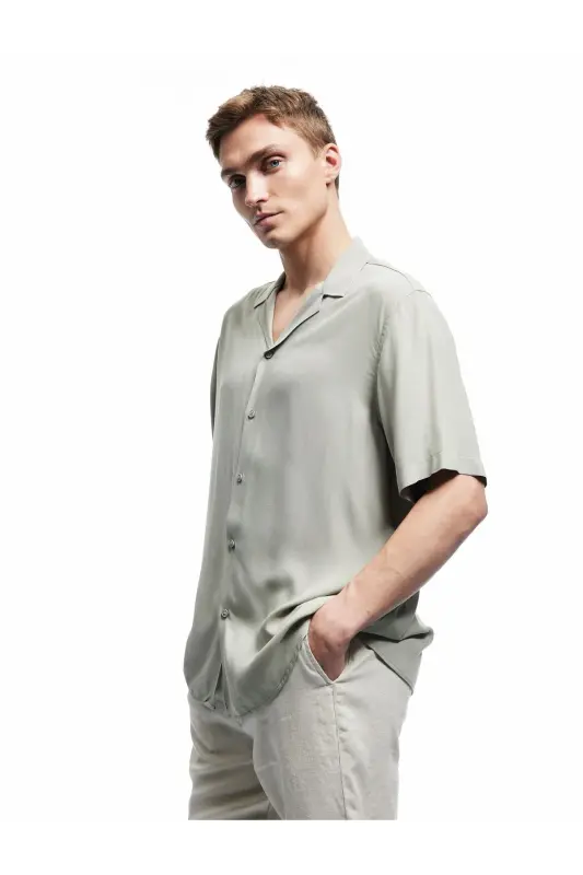 Short Sleeve Button-Up Viscose Shirt - Green - 2