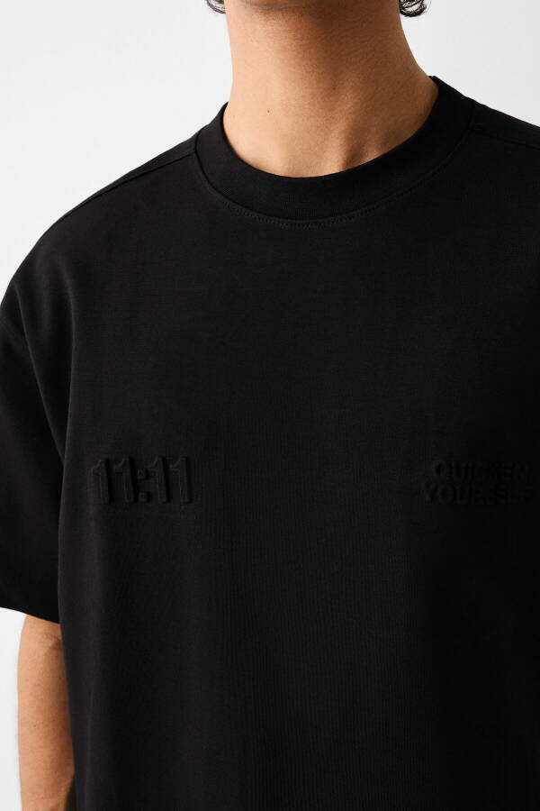 Short sleeve embossed printed square cut t-shirt - 6