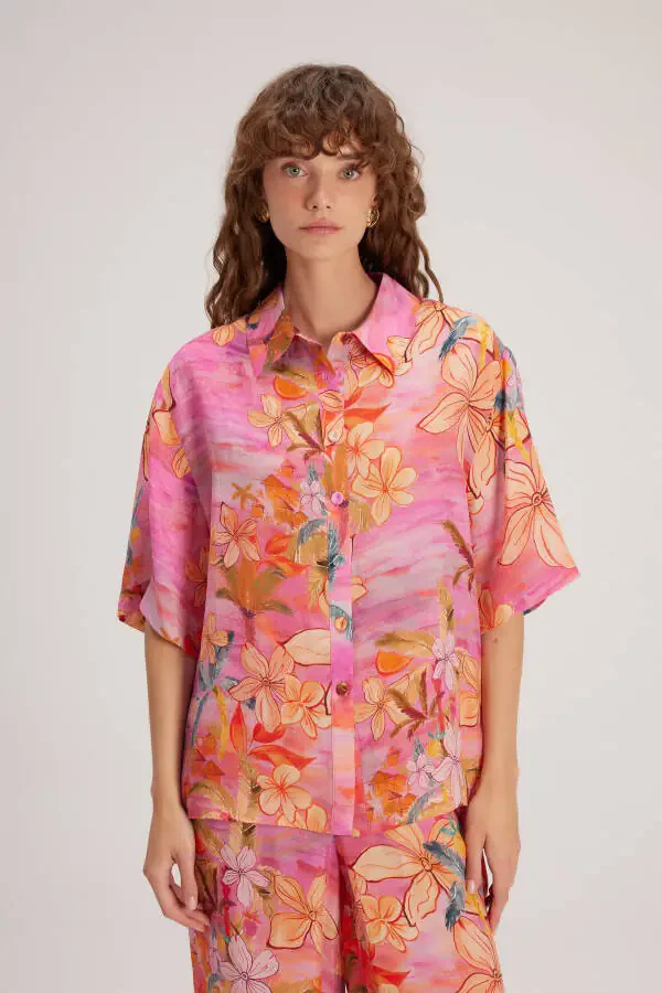 Short Sleeved Patterned Shirt - 1