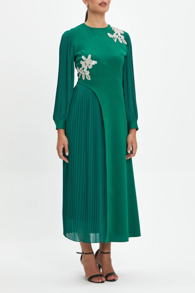 Shoulder And Waist Stone Detailed Skirt Pleated Cycling Collar Green Dress 40245 - 1