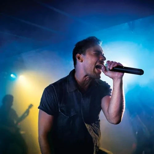 Shure BLX24/SM58 Wireless Microphone System – 14-Hour Battery, 300ft Range, UHF with SM58 Handheld Mic & Single Channel Receiver, J11 Band - Modazone (1)