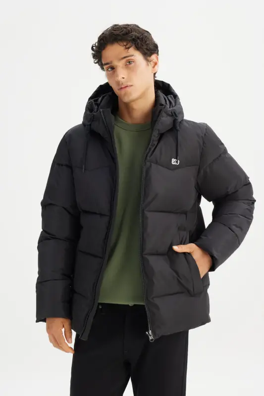 Sıcak Tutan Regular Fit Normal Kesim Kapüşonlu Şişme Mont-Black - LEE